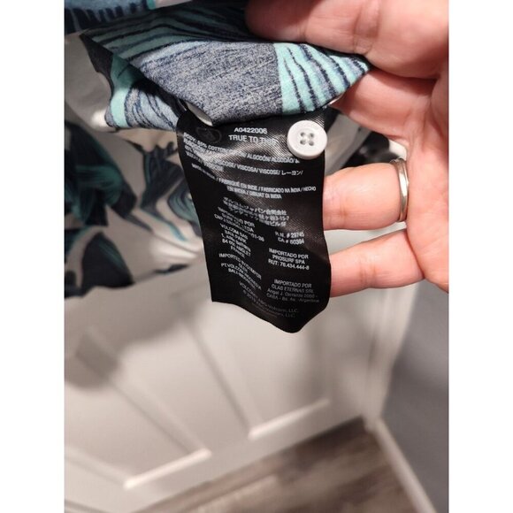 Volcom Mens Cut out Modern‎ fit Short Sleeve Button-Up LARGE Blue Green Floral - Picture 8 of 13